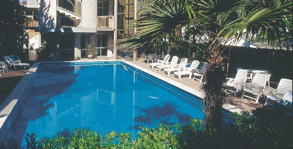 Hotel Doge Alba Adriatica Exteriör bild